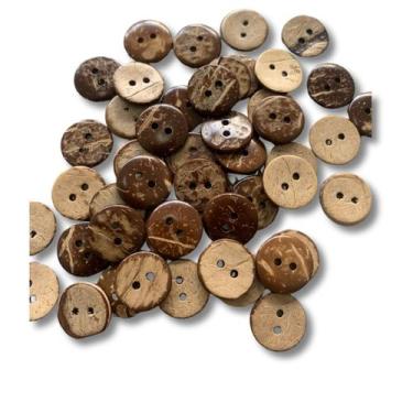 Imagem de Botão de Coco 18mm 2 Furos - 200 Unidades - Inova Aviamentos, Madeira,