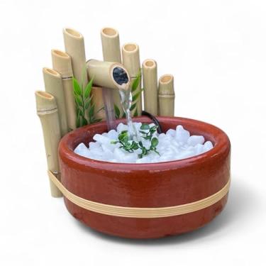 Imagem de Fonte de Água com Cerca de Bambu Tratado Decorativa Marrom - Artesanal, com Motor Bivolt, Natural | Ideal para Meditação, Feng Shui, Ambientes Zen e Decoração Interna