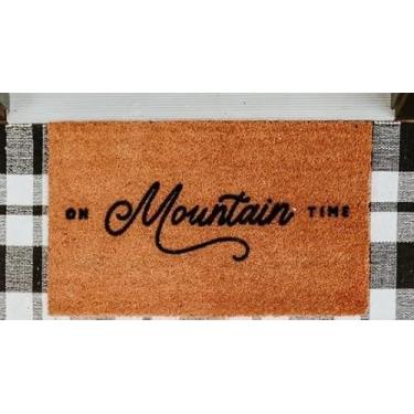 Imagem de É Basicamente Um Zoológico I Aqui Tapete De Porta Fuy Tapete De Presente Weddig Presente De Aquecimento De Casa Capacho De Boas-vindas, Welcome Please Leave By 9, 12"x24"