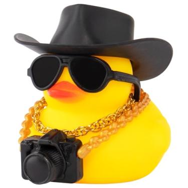Imagem de wonuu Ornamentos de borracha para câmera de pato para carro, decoração de painel de carro de pato para acessórios legais de carro com colar de chapéu de cowboy e óculos de sol, preto