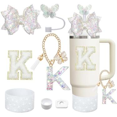 Imagem de Liangang Conjunto De 7 Acessórios Para Copos Brancos Stanley 30 Oz E 40 Oz, Incluindo Capa Protetora, Tampa Antiderramamento, Canudo Borboleta, Adesivo Com Letras, Pingentes Letras (Branco K)