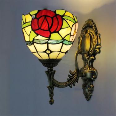 Imagem de Luminária de parede retrô americana com LED, estilo europeu de luxo, para sala de estar, quarto, escritório, casa de campo, hotel, restaurante, café, bar, corredor, com vidro colorido (Estil