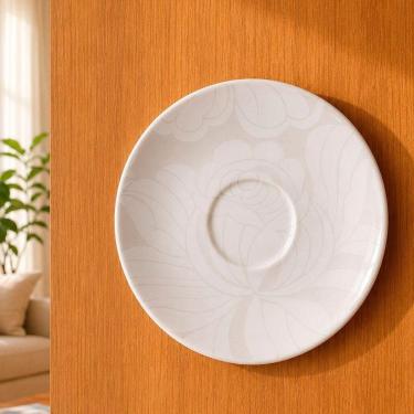 Imagem de Pires Decorativo de Parede com Suporte Fixação Cerâmica Branco