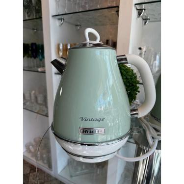 Imagem de Chaleira Elet Vintage Verde 127V 1500W