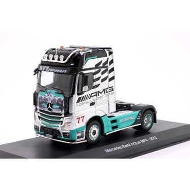 Imagem de OPO 10 - 1/43 Scale Model Truck Compatible with Mercedes-Benz Actros MP4 2012 AMG Petronas F1 Team Tractor Hachette IXO CT003