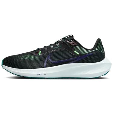 Imagem de Nike Pegasus 40 Tênis de corrida masculino (DV3853-005, preto/bordô/geode azul-petróleo), Preto/Borgonha Crush/Geode Teal, 43