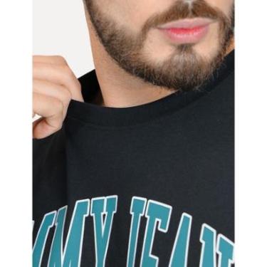 Imagem de Camiseta Tommy Jeans Masculina Regular Varsity Arc Preta-Masculino