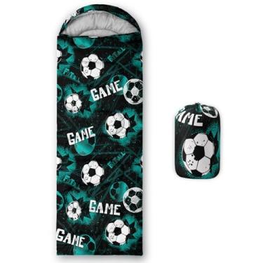 Imagem de QOOMO Sacos de dormir à prova d'água de futebol de desenho animado para adultos e crianças, sacos de dormir de acampamento impressos em jogos, clima quente e frio, leve, viagem e ao ar livre