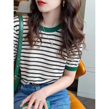 Imagem de Camiseta Feminina Listrada De Malha Com Gola Redonda, Estampa Casual D