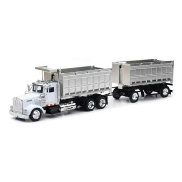 Imagem de Kenworth W900 Double Dump Truck with Trailer in Red and Chrome, cab is die-cast Metal, Balance is high Impact Plastic