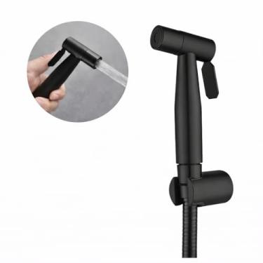 Imagem de Kit Ducha Higiênica Premium para Banheiro com Válvula Luxo em Inox Preta, Mangueira 1,5m Resistente, Design Moderno, Alta Pressão para Mais Conforto e Higiene (Preto)