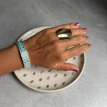 Imagem de Bracelete Corrente Esmaltado Dourado COR:AZUL - Nilza Biju, Azul