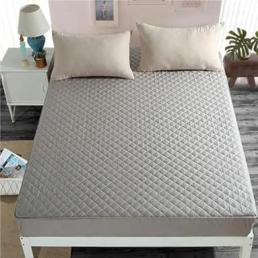 Imagem de Capa Impermeável Premium para Colchão Casal, Tecido Macio com Tecnologia Protect+, Proteção Contra Líquidos e Sujeira, Ideal para Uso Doméstico e Profissional (Cinza)
