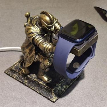 Imagem de Generic Suporte carregador de relógio inteligente para Apple Watch Series, base de carregamento clássica Kneeling Warrior iWatch cor prata ou latão (latão)