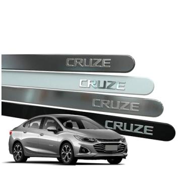 Imagem de Friso Lateral para Cruze Hatch Sedan 2012 a 2023 Escrita Cromada Alto Relevo (REDONDO, PRETO OURO NEGRO)