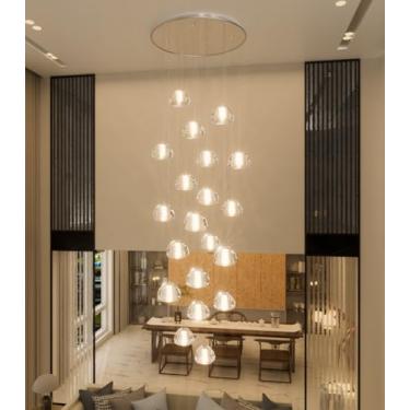 Imagem de Lustre moderno de 20 luzes para hall de entrada com pé direito alto, luminária de teto LED com cristais em formato de bolha, pendente ajustável para escada, corredor e saguão.