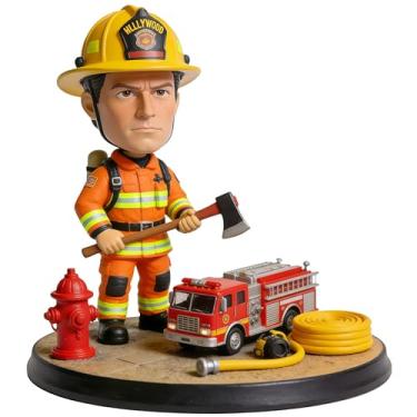 Imagem de Bobblehead de bombeiro personalizado - presente de foto para estatueta personalizada para dia dos namorados/aniversário/ação de graças | Decoração de mesa de argila feita à mão para casa/escritório |