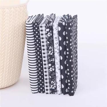 Imagem de Conjunto de 7 peças de tecido de algodão preto para artesanato, quadrados, patchwork, faça você mesmo, costura, scrapbook, acolchoado, estampa de pontos florais e tecido de hobby 10" x 10" (25 cm x 25