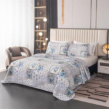 Imagem de Conjunto de colcha Queen com 3 peças de patchwork floral, cinza claro, branco, com estampa de flor azul, xadrez, patchwork, leve e macio, para todas as estações (1 colcha + 2 fronhas)