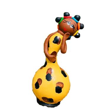 Imagem de Boneca Baianinha em Cabaça Amarela 17cm - Artesanal