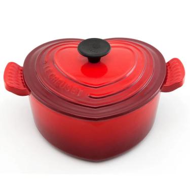 Imagem de PANELA LE CREUSET FORMATO CORAÇÃO FERRO 20CM VERMELHA 25105020602460