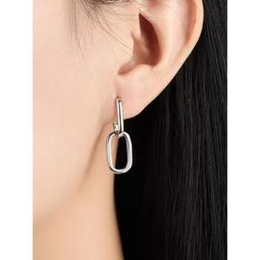 Imagem de Um par de brincos femininos, brincos clássicos de geometria simples, adequados para uso diário e férias, prateado