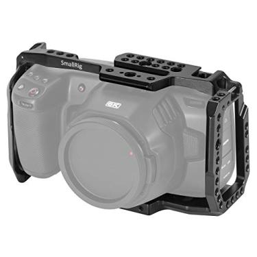 Imagem de [Nova versão] SMALLRIG BMPCC 4K e 6K Cage para Blackmagic Design Bolso Cinema Câmera 4K e 6K com Calçado/Cold Shoe, NATO Rail – 2203