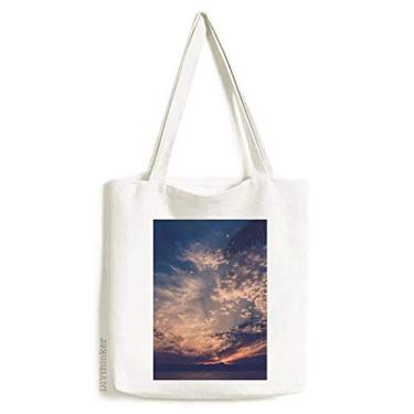 Imagem de Bolsa de lona laranja azul escuro céu nuvens bolsa de compras bolsa casual bolsa de mão