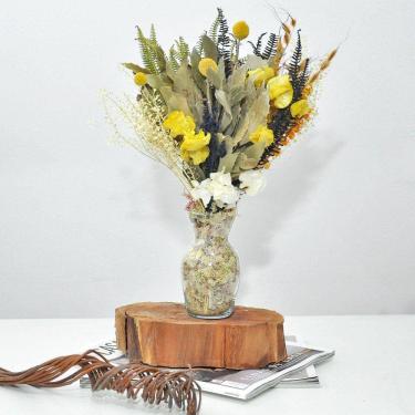 Imagem de Arranjo de flores desidratadas petit bounganville amarelo + vaso de vidro