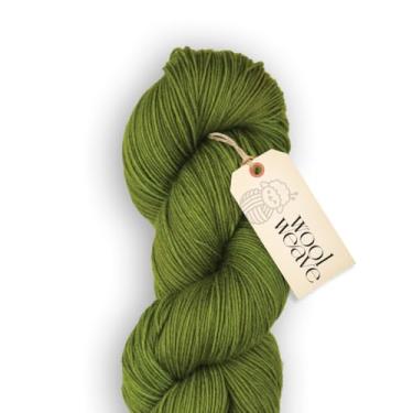 Imagem de Woolweave Fio de peso para dedilhados - fios de meia tingidos à mão, 75% lã de merino extrafina e 25% poliamida, 100 g de novelo, 438 jardas - fio verde leve, macio e durável