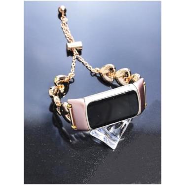 Imagem de FTWIND Pulseira feminina compatível com Fitbit Charge 5/6 – design de elos de coração em ouro rosa, pulseira ajustável inspirada em joias para pulsos pequenos – Peça elegante para festas, encontros