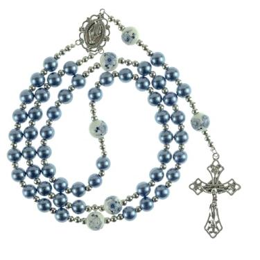 Imagem de Intercession Rosário católico de pérola de vidro com contas florais de cerâmica Our Father – Contas de oração elegantes com medalha milagrosa, crucifixo ornamentado e variações de cor, Medium, Liga de
