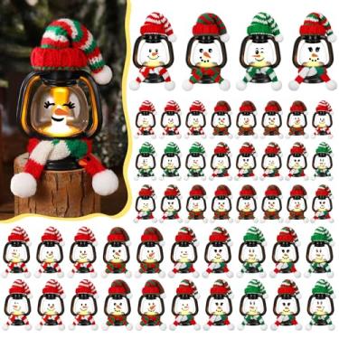 Imagem de Ferraycle Pacote com 48 mini lanternas de Natal para decoração de boneco de neve com chapéus e cachecóis de inverno pequena lâmpada suspensa de expressão grande mesa de Natal centro de mesa decorativa