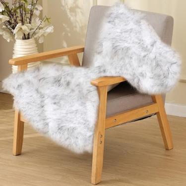 Imagem de ORINOVA Tapetes de área laváveis de pele de carneiro sintética branca e cinza para sala de estar 2x3 Boho felpudo tapete de berçário bonito decoração de casa