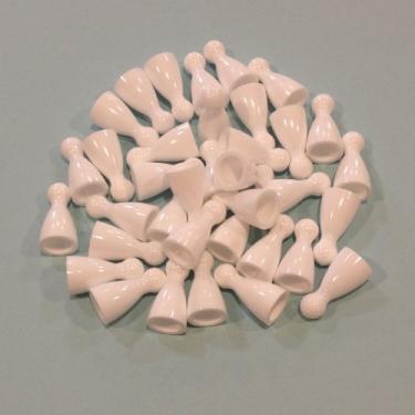 Imagem de Peões de plástico: Conjunto de 36 peças de jogo de tabuleiro de cor branca (marcadores de peão de Halma de substituição de xadrez, materiais coloridos para sala de aula, projetos de arte e artesanato,