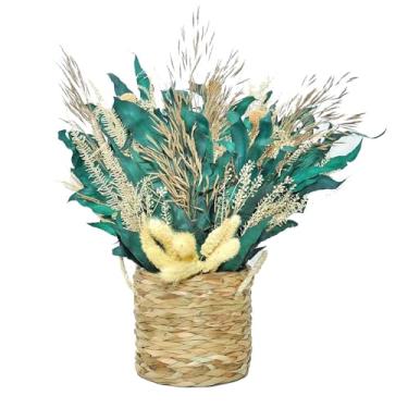 Imagem de Arranjo de flores desidratadas com vaso artesanal verde para decoração de casa e mesa