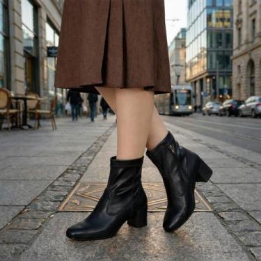Imagem de Bota Feminina Stretch Cano Médio Bico Quadrado Salto Grosso Cor:Carame