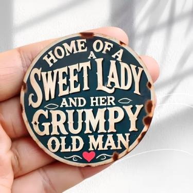 Imagem de Ímã de geladeira vintage para casa doce senhora rabugento design de placa de homem velho -5,8 cm adesivo de geladeira redondo acrílico decoração retrô presente tamanho perfeito para geladeira, armário