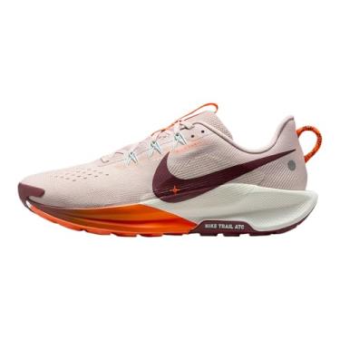 Imagem de Nike Tênis de corrida feminino Pegasus Trail 5, Vermelho/Hyper Crimson/Vela/Vermelho escuro, 42