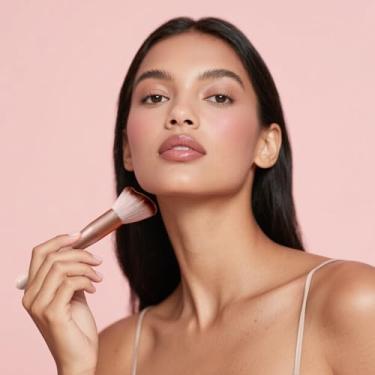 Imagem de Pincel de contorno angular com design em camadas, escultura e mistura de rosto – Pincel de maquiagem de cerdas sintéticas macias para bochechas, mandíbula e testa