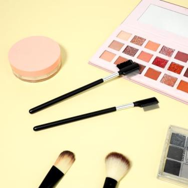 Imagem de Pente de cílios com dentes de metal, pacote com 2 pentes multifuncionais, ferramenta separadora de cílios reutilizável, escova profissional para sobrancelhas, escova de cílios com cabo de madeira