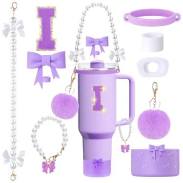 Imagem de MOTEERLLU Conjunto de acessórios de copo Stanley roxo de 9 peças para copo de 850 g 1,389 g com alça, incluindo enfeite de palha de arco e bota, alça de alça de pérola e pingente de alça, adesivo de