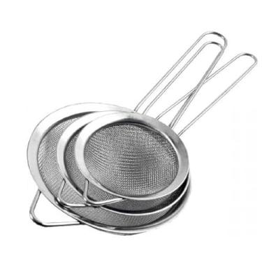 Imagem de Jogo 3 Peneiras em Aço Inox Resistente Luxo Para Coar Polvilhar Versátil, Durável, com Suporte para Panelas e Travessas, Resistente a Temperaturas e de Fácil Manuseio DM SHOPP