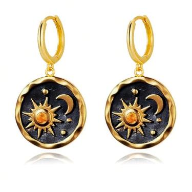 Imagem de MALOYANVE Brincos de argola vintage com pingente de sol e lua, estilo boho retrô feito à mão, prata, ouro, preto, design de moeda redonda, joia celestial para mulheres, Medium, Liga de aço, Sem pedra