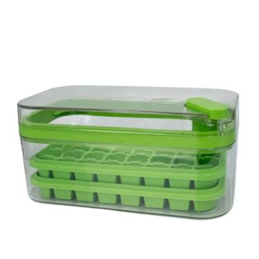 Imagem de Forma de Gelo Dupla com Tampa, Plástico Transparente e Verde, 64 Cubos, 22 x 11,5 cm, Bandeja para Congelamento de Água e Alimentos Líquidos