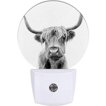 Imagem de EMXION Luz Noturna Monocromática Highland Cow, Com Conexão Para Parede Led, Sensor Automático Do Anoitecer Ao Amanhecer, Quartos/Cozinhas/Banheiros/Corredores, Economia De Energia