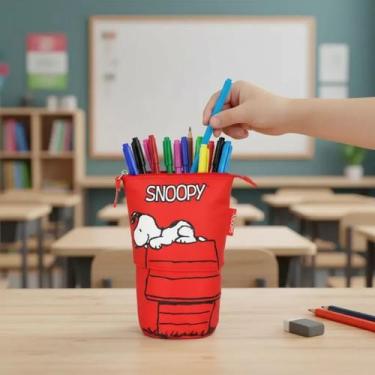 Imagem de Estojo Escolar Penal Retrátil Snoopy Infantil Luxcel Cor:Preto, Vermel