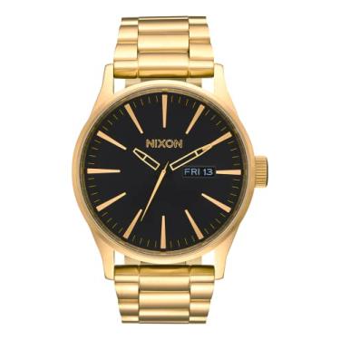 Imagem de NIXON Sentry SS A356 - Relógio analógico clássico masculino resistente à água de 100 m (mostrador do relógio de 42 mm, pulseira de aço inoxidável de 23 mm-20 mm), dourado/preto, One Size, Sentry SS