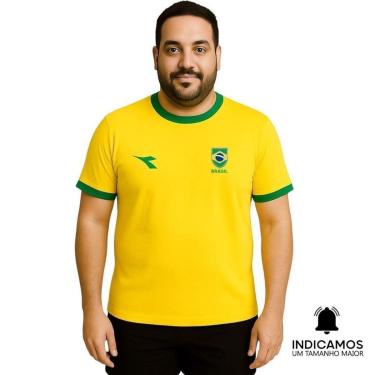 Imagem de Camiseta Diadora Brasil Small Logo Plus Size Masculina - Amarelo G4-Masculino