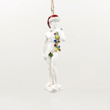 Imagem de Bella Haus Christmas Shoppe Estátua de Michelangelo David Natal com luzes de arco-íris Ornamento de árvore de Natal | Estatueta de resina do orgulho LGBTQ | Decoração de Natal colorida e exclusiva de